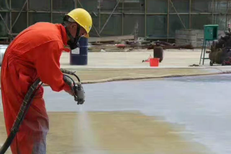 宁夏彩色路面喷涂是一种为路面